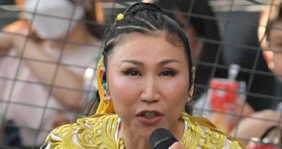 まさかすぎ」高橋洋子が公開した世界的歌手との2ショットに反響