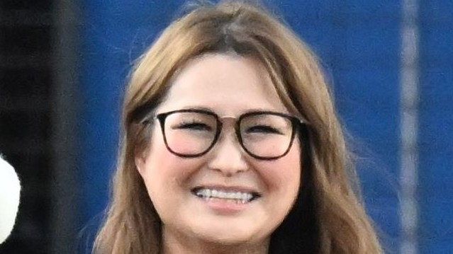 お母さんおもろー笑」「The先生って感じ」〝ギャル曽根の母〟YouTubeに