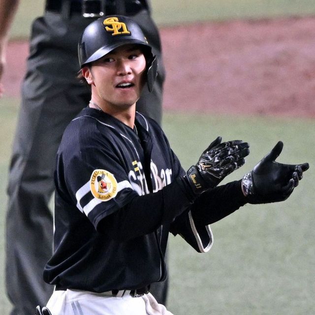 ソフトバンク王会長が中西太さんをしのぶ「右打者で右に大きな