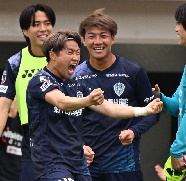 肉離れ寸前…痛みに耐えた」アビスパ福岡の〝鉄人〟前寛之が積み上げた