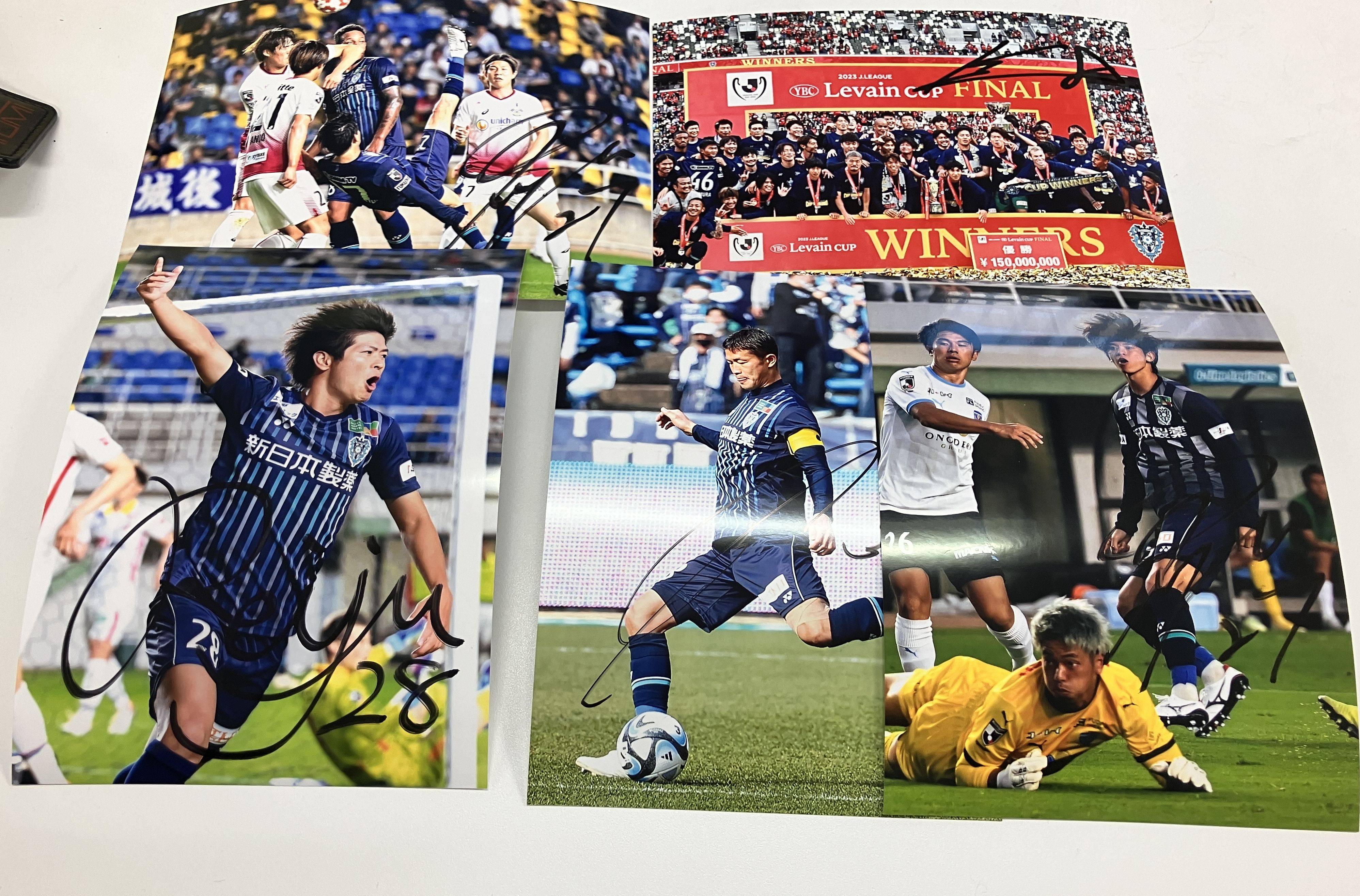 プレゼント】新シーズン始動記念！ 長谷部監督「創造」サイン入り色紙