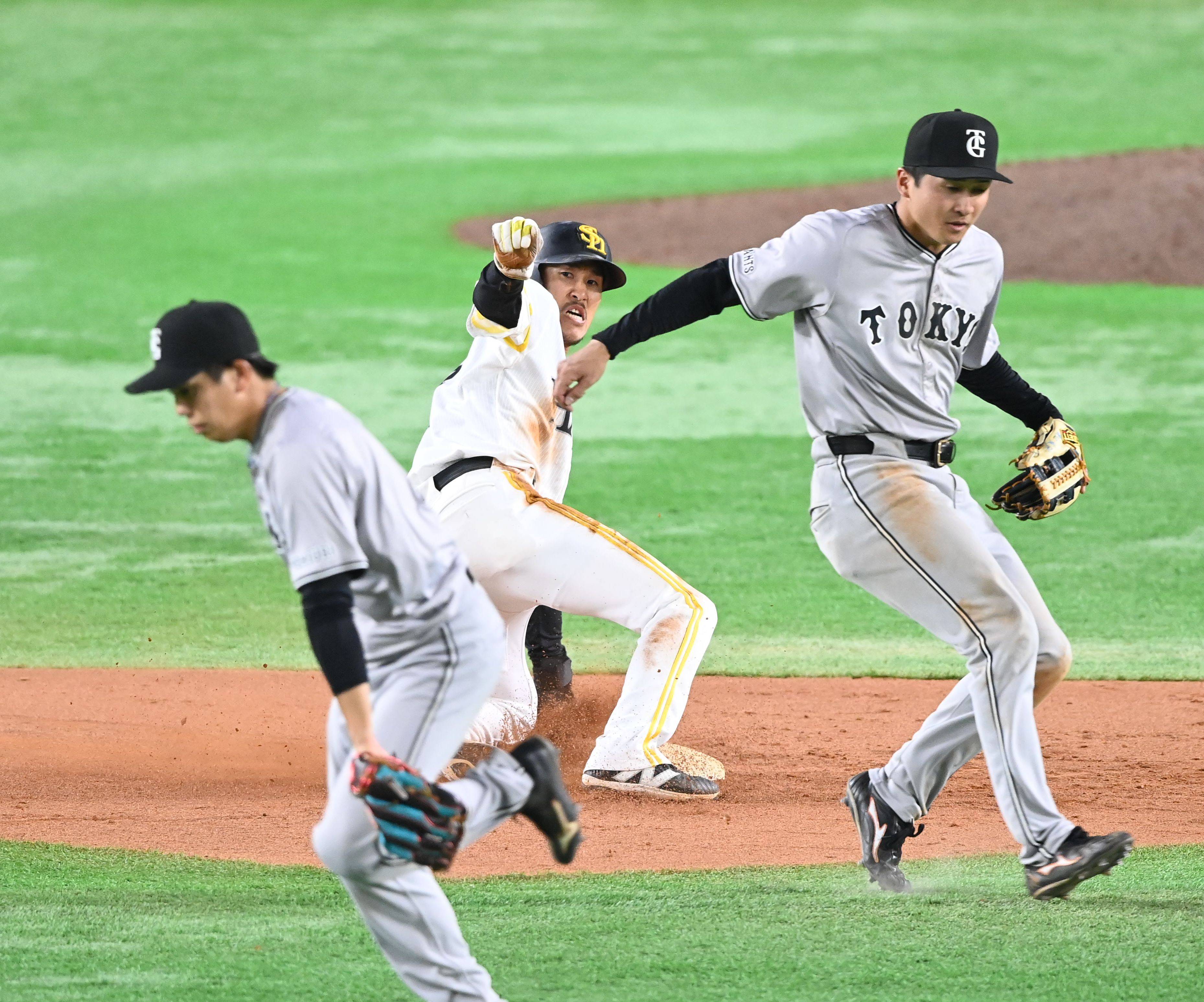 【3.13オープン戦巨人戦】おタカらギャラリー：「おっ！」でつながる地元密着のスポーツ応援メディア 西スポWEB OTTO!