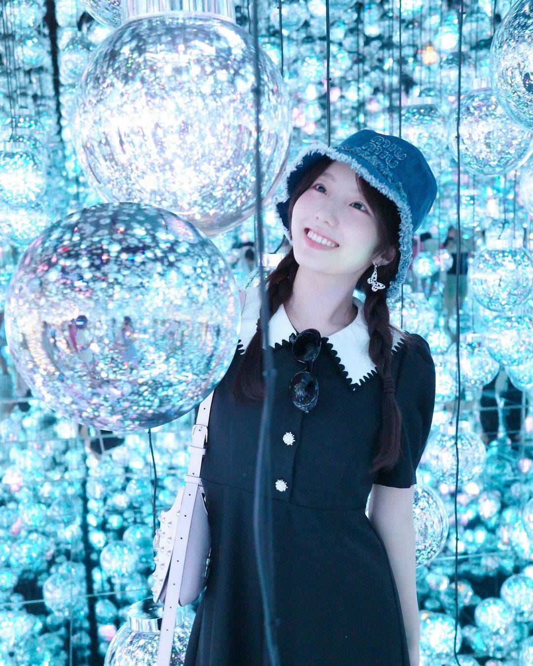 本田真凛　CA画像 