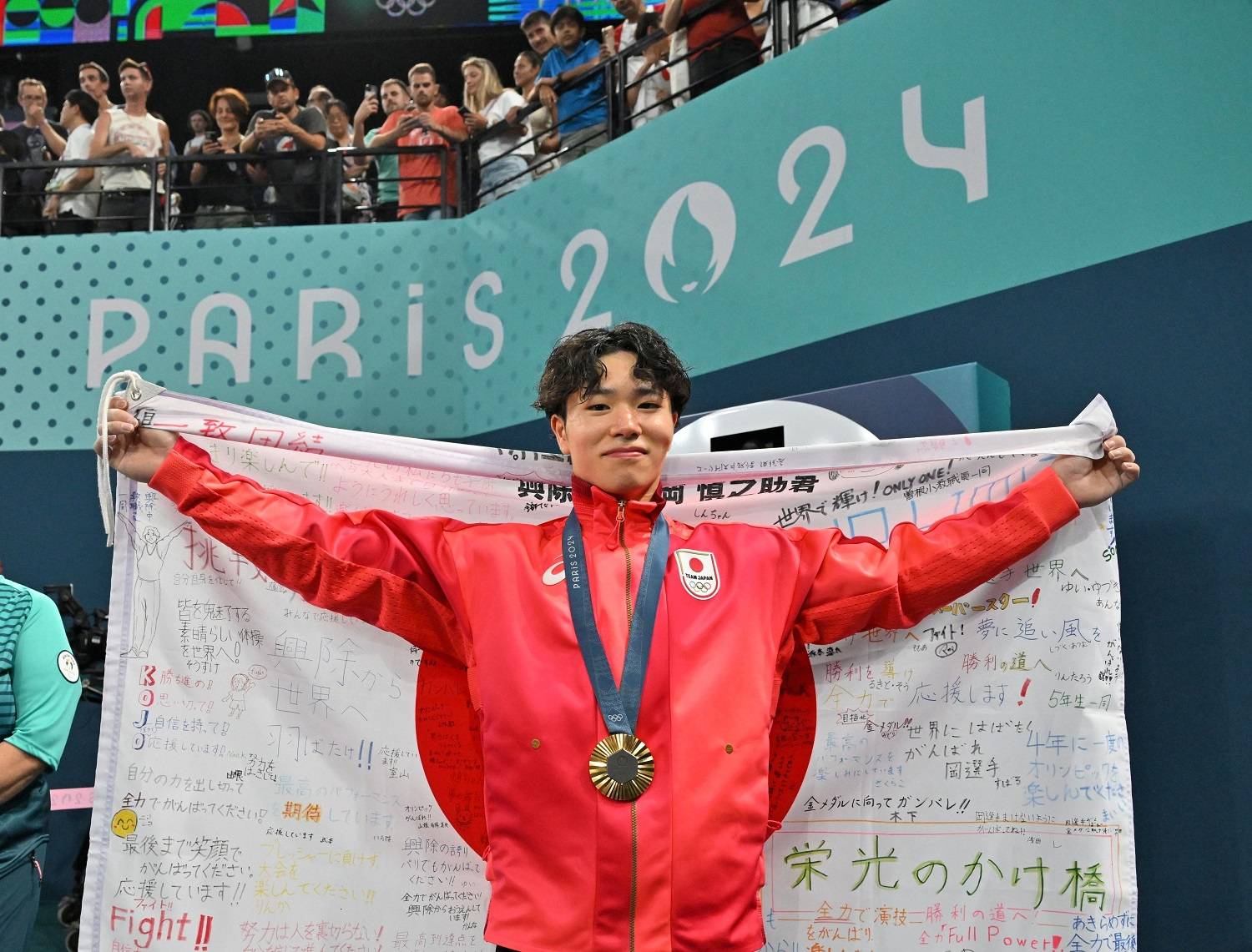 カメラマンが撮影したパリオリンピック 現地時間31日 体操男子の