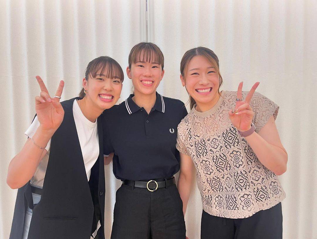 全日本女子　私服 