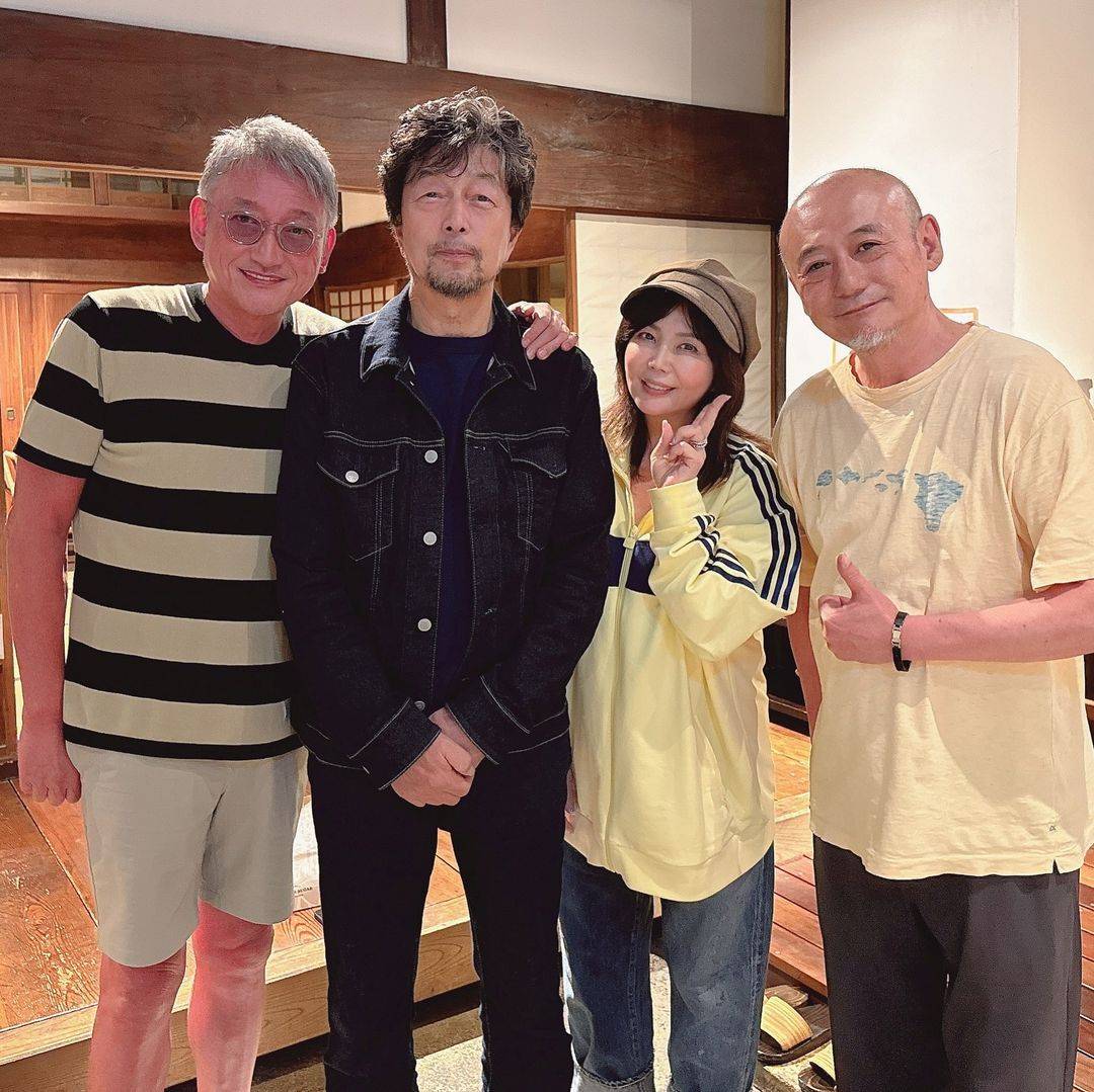 46年の時を経て…ドラマ「ゆうひが丘の総理大臣」同窓会写真に大反響！！普遍の関係性に「素晴らしい間柄」の声  [フォーエバー★]->画像>3枚 