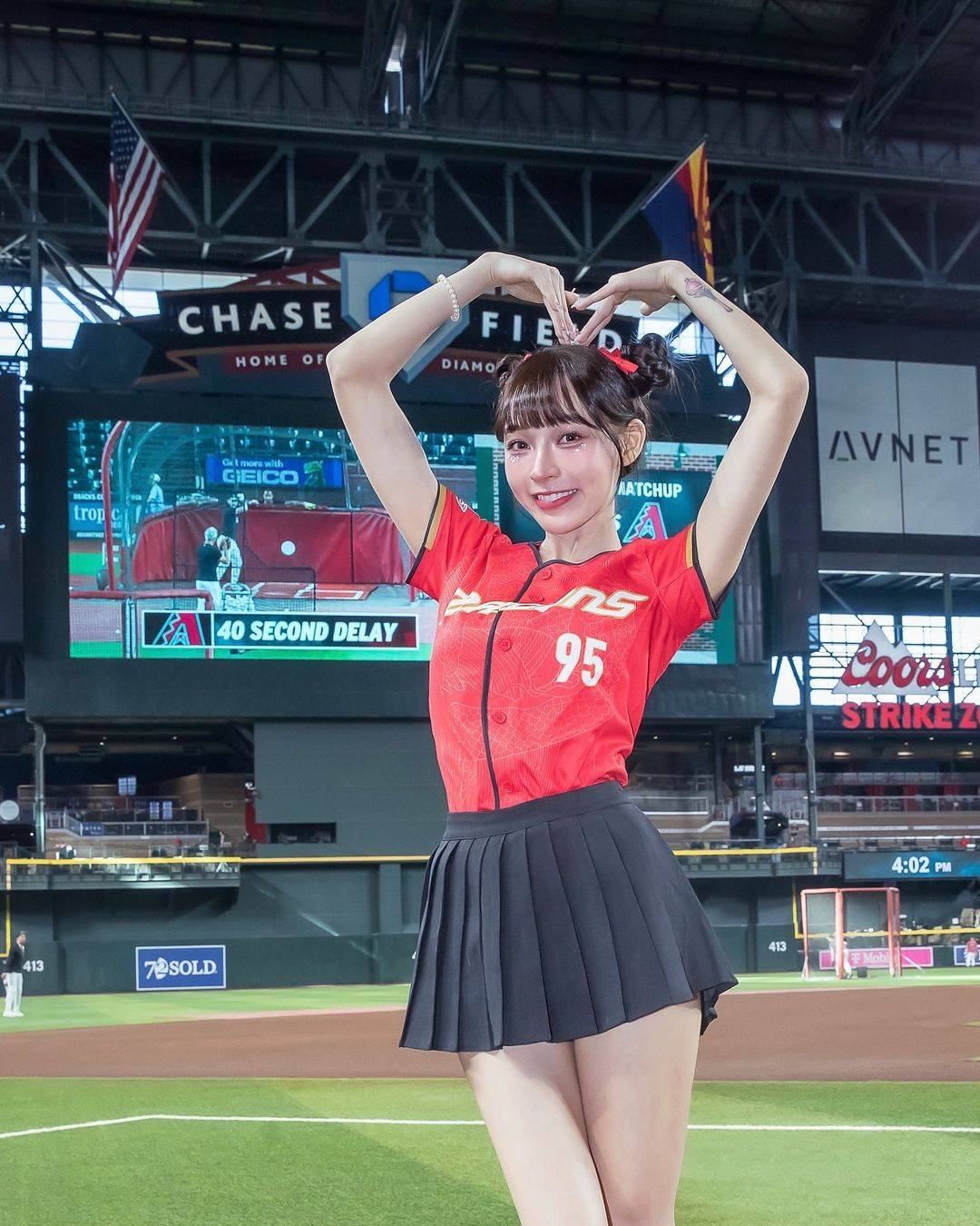 台湾チアガール 台湾〝最強チアガール〟超・ミニスカ姿でMLBに登場  あの大人気選手と対面しニッコリ「本当にありがとう」：「おっ！」でつながる地元密着のスポーツ応援メディア 西スポWEB OTTO!