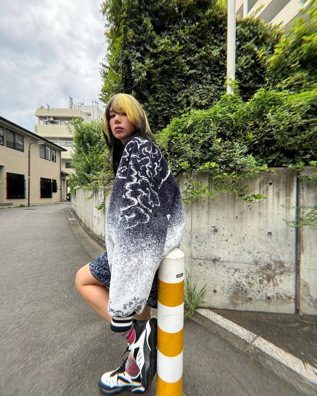 髪もタイガー」仲里依紗、〝仰天虎柄コスチューム〟に大反響