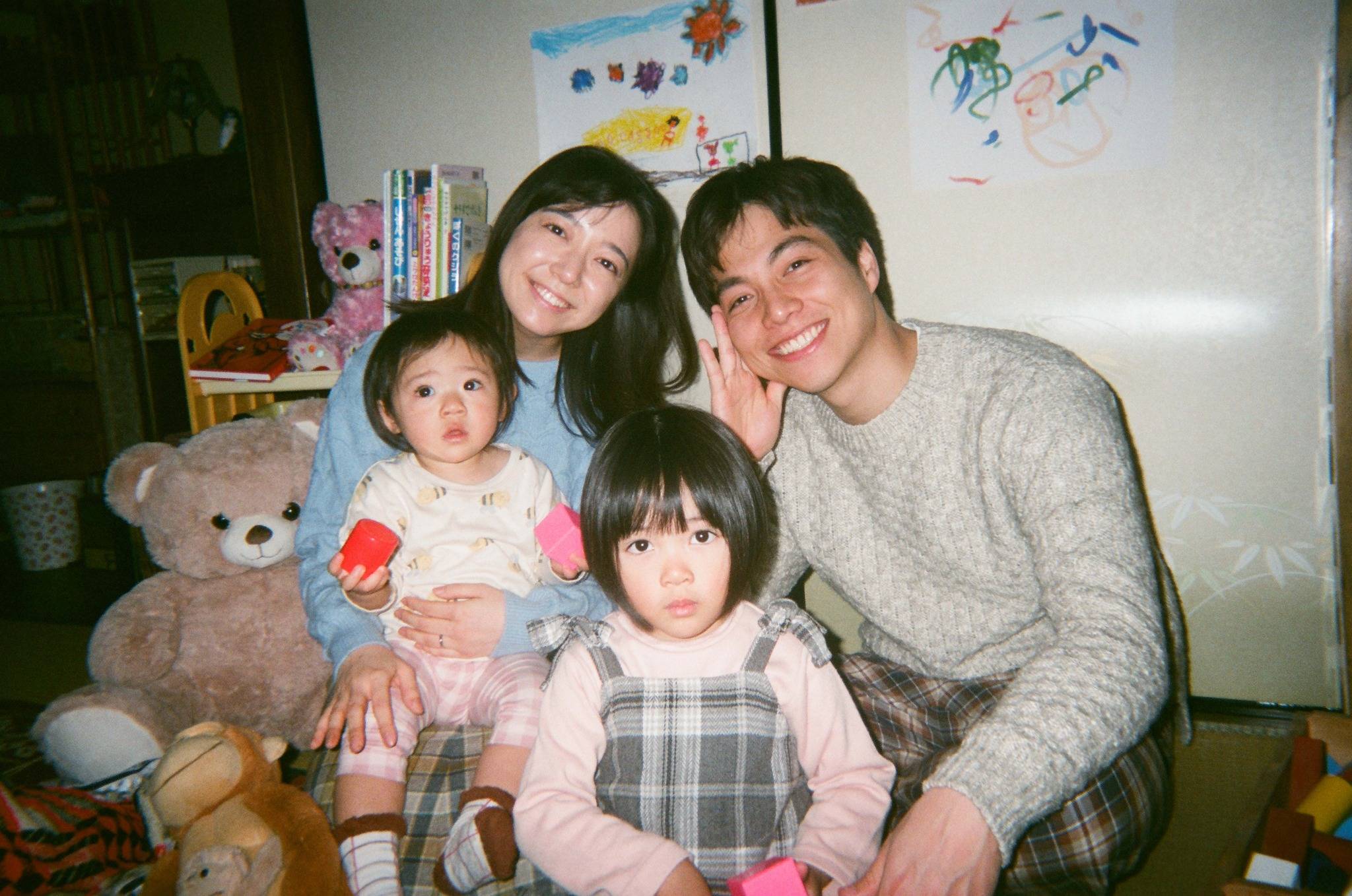 自然体ほのぼのWEST.重岡大毅の〝家族ショット〟が大反響「昭和感