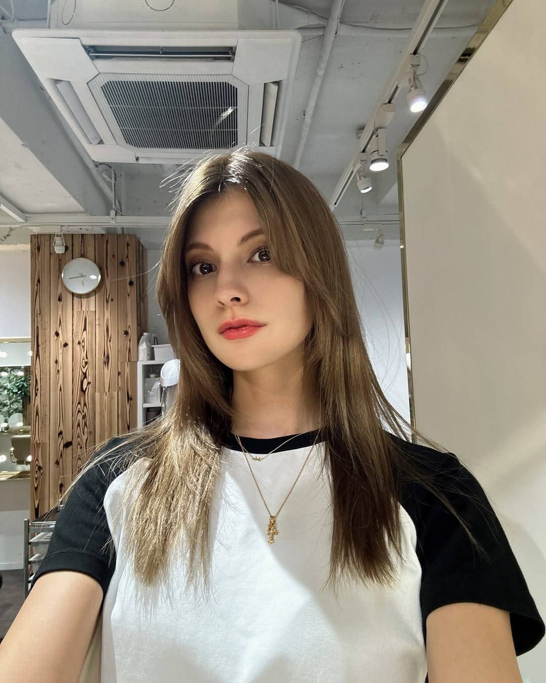 さらさら可愛い！」Newヘア＆カラーのマギーにファン歓喜「美しく