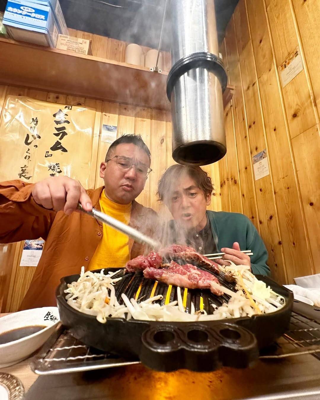 往年のラグビープレイヤーの　陶器製の人形 往年のラグビープレイヤーの 陶器製の人形 きつき