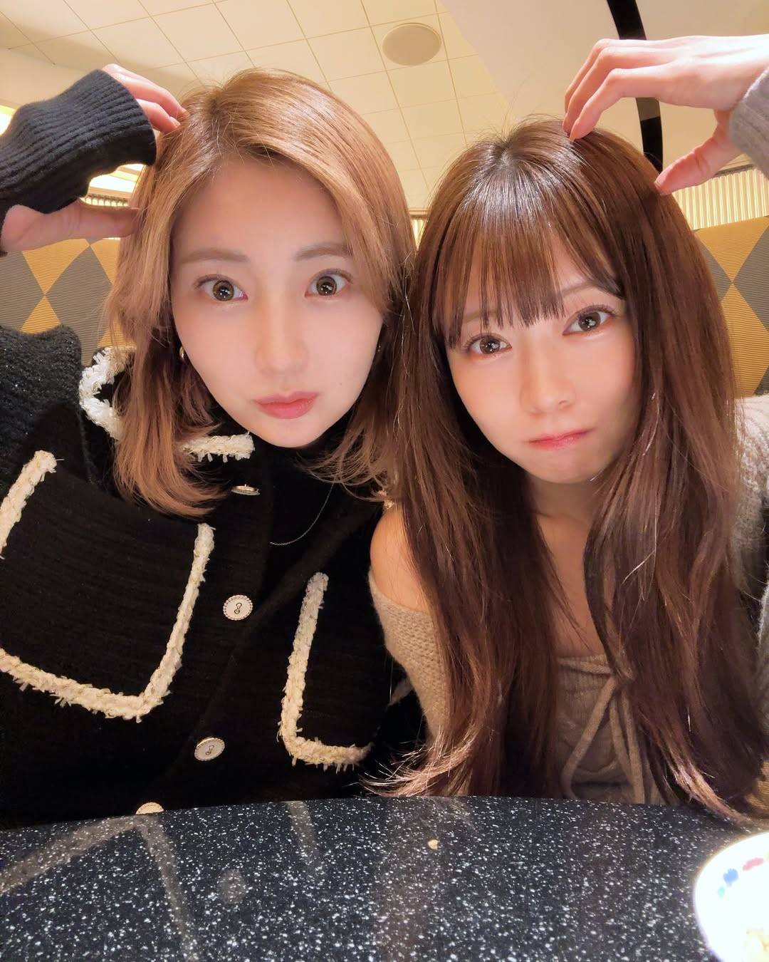 元NMB48 ♡渡辺美優紀♡ サイズいろいろ♪切り抜きまとめ売り ファイルごと ミニすぎん？」元NMBメンバーの超ミニ＆肩だしショットに大反響