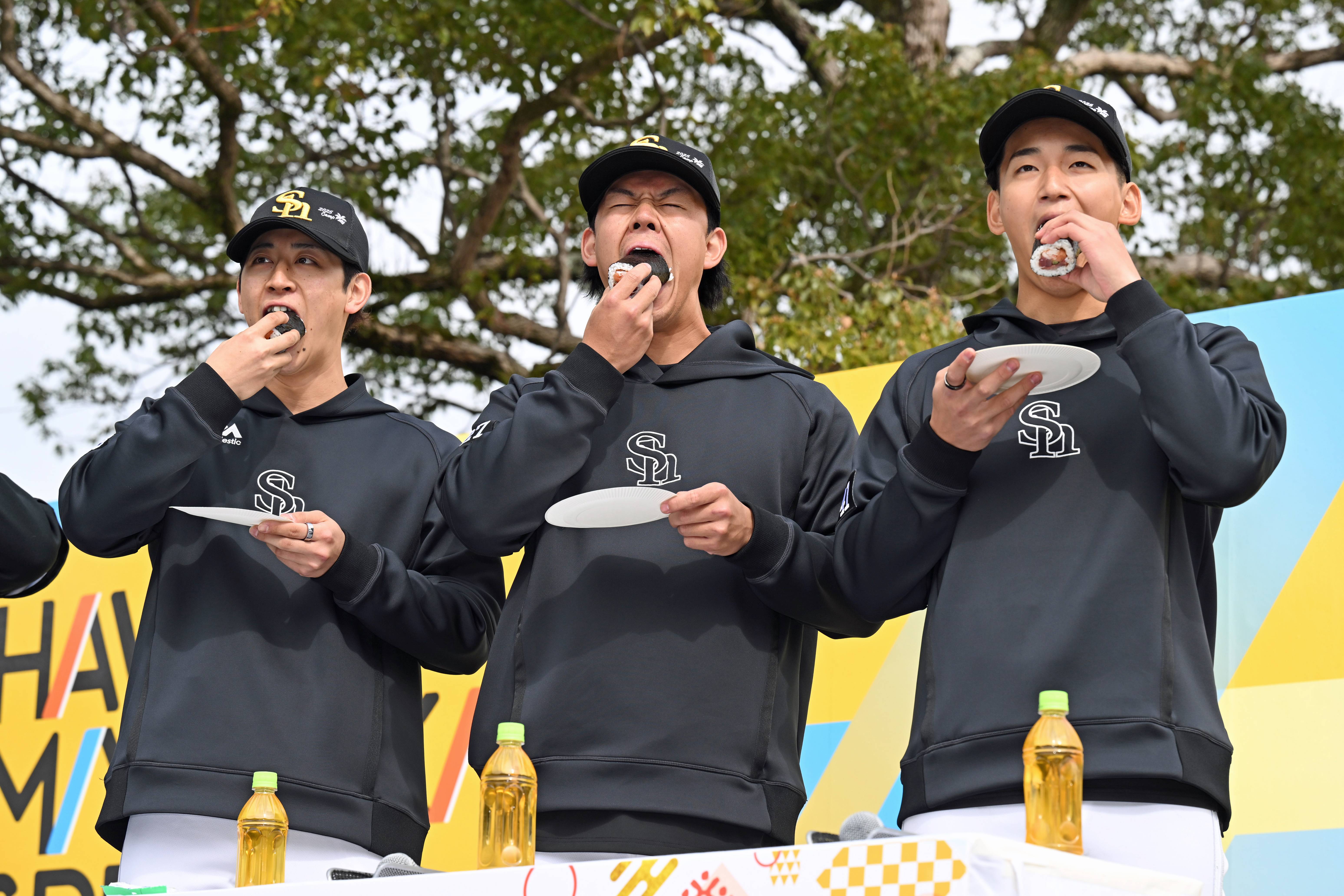 柳田悠岐&中村晃　ソフトバンクホークス球場配布ボブルヘッド 鷹フル（ホークス専門メディア） on X: 