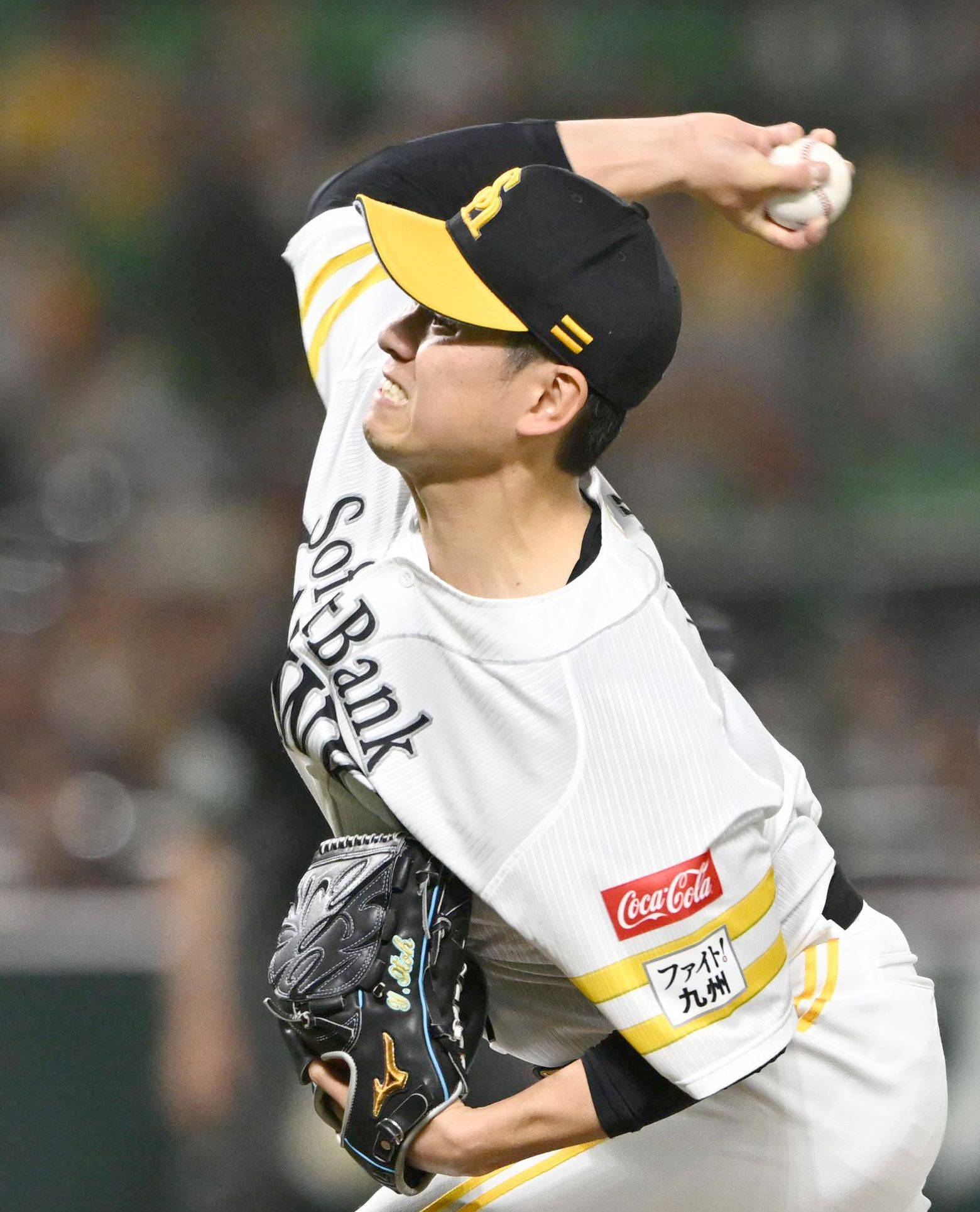 即購入⭕️ ソフトバンクホークス　川瀬晃選手　若鷹ガチャ　応援ボード 福岡ソフトバンクホークス 川瀬晃選手 缶バッジ 若鷹ガチャ