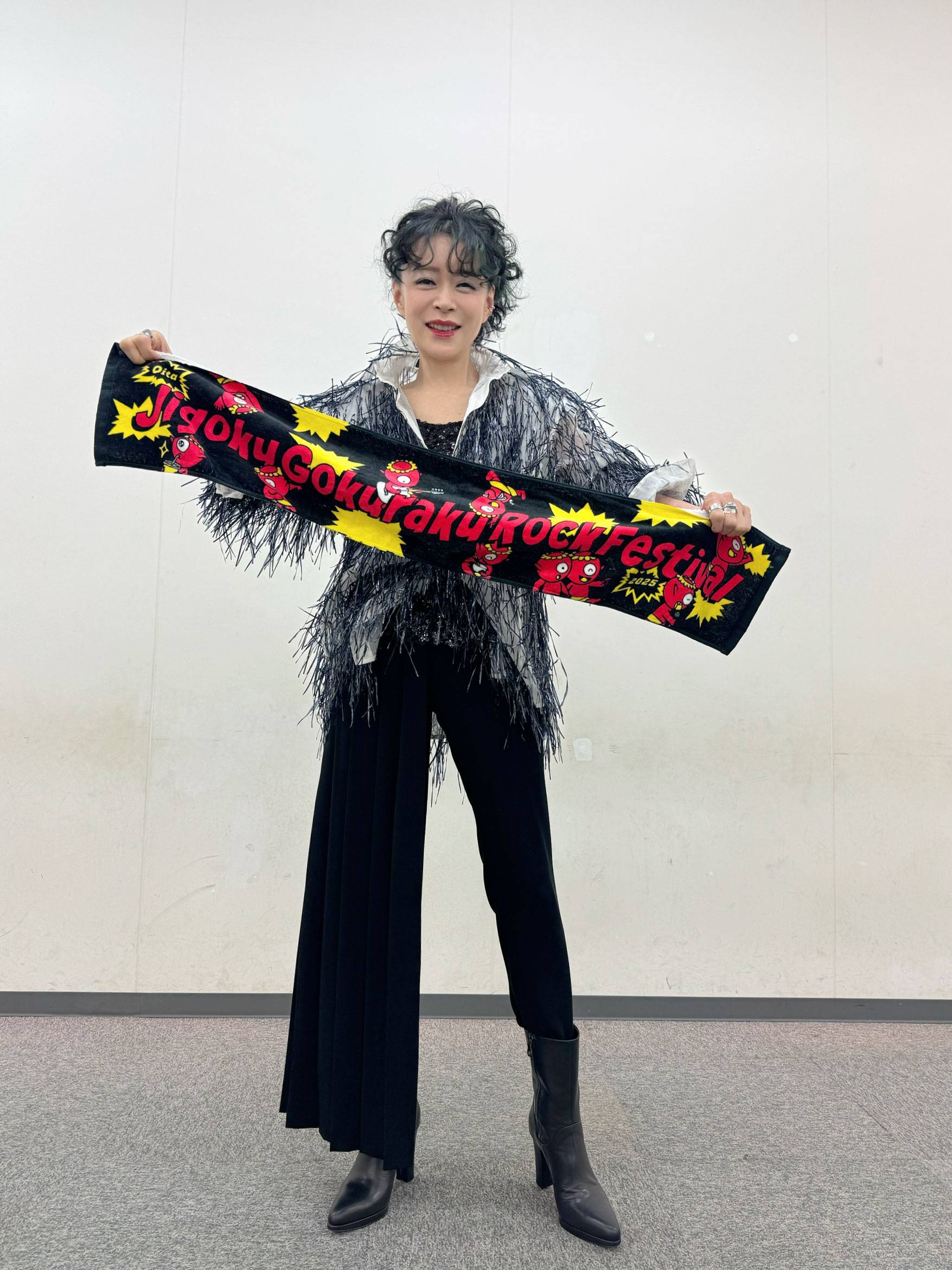 お歳暮 2025 中森明菜 ライブ タオル アイドル
