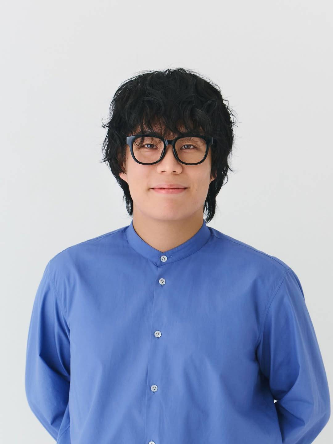 活動再開から1カ月…令和ロマン・くるま〝新宣材写真〟に大反響「毒気