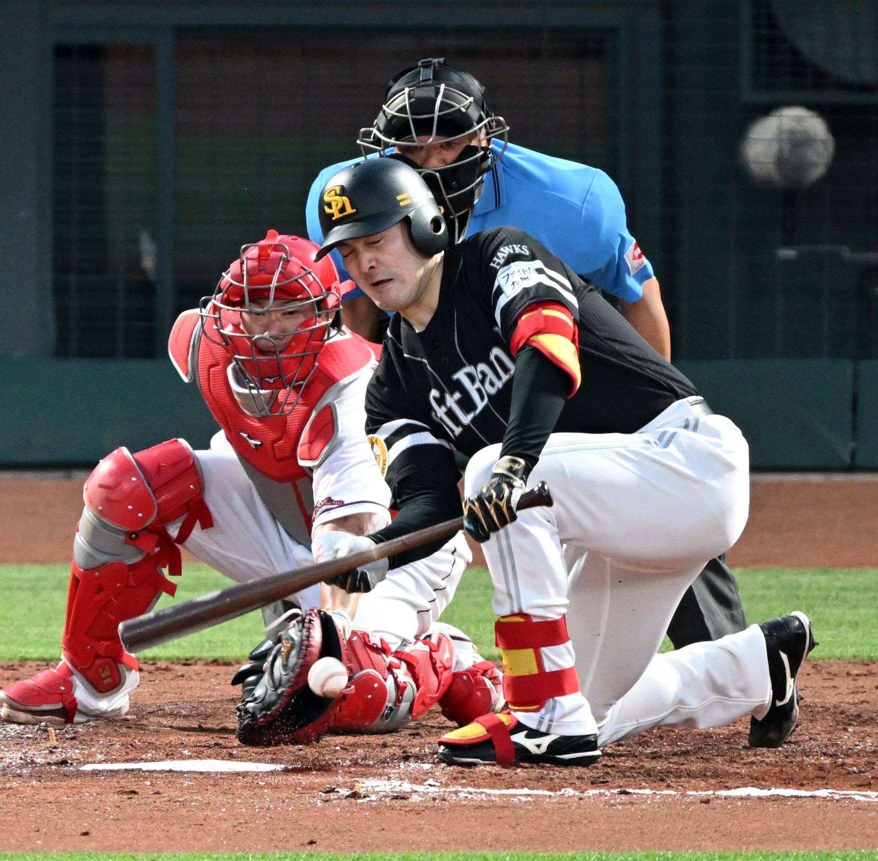 有原航平セ6球団白星達成！ 近藤健介が先制2ラン【6.17広島ー