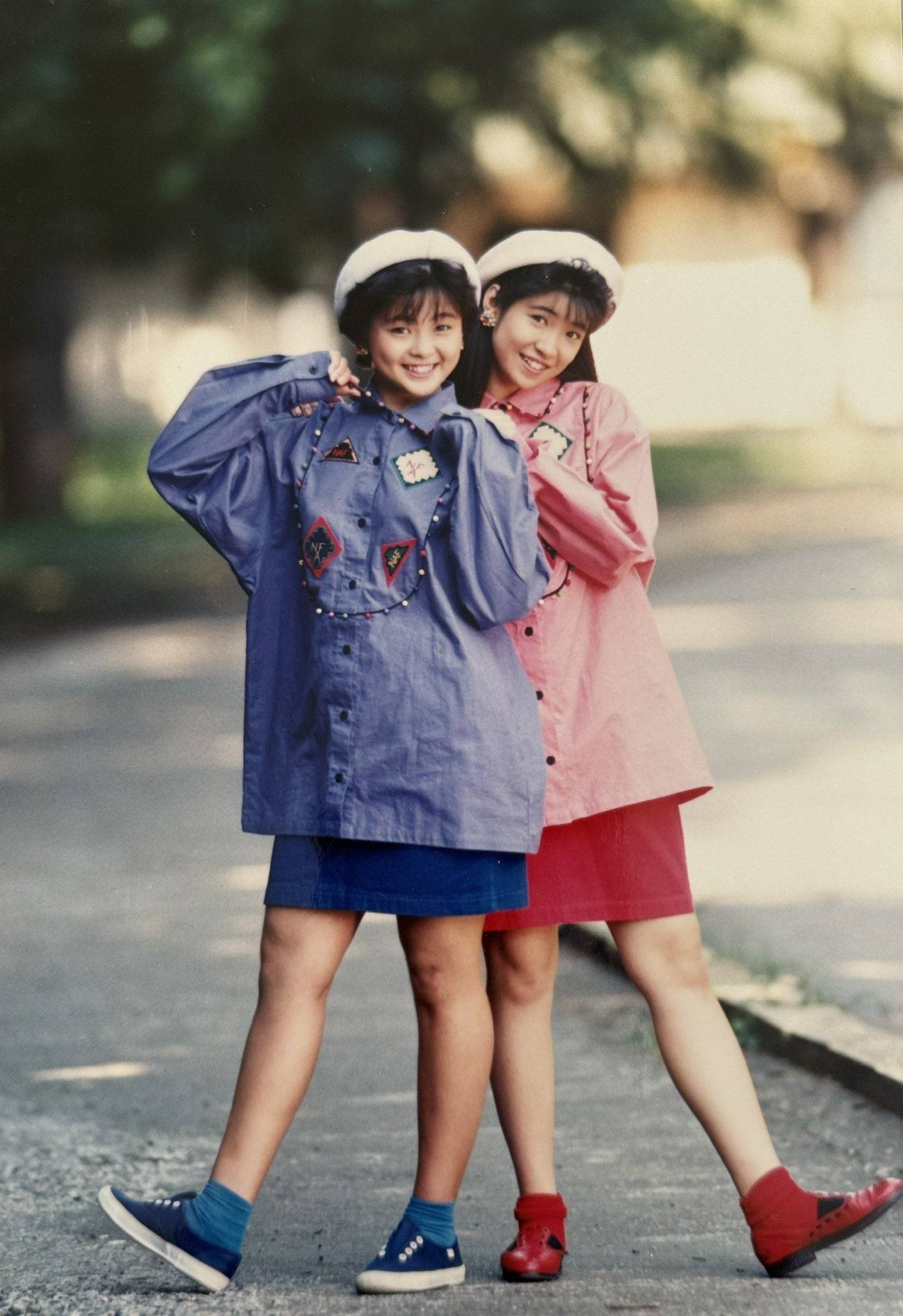 おニャン子とパンプキン！懐かし〝昭和アイドル〟2ショットに