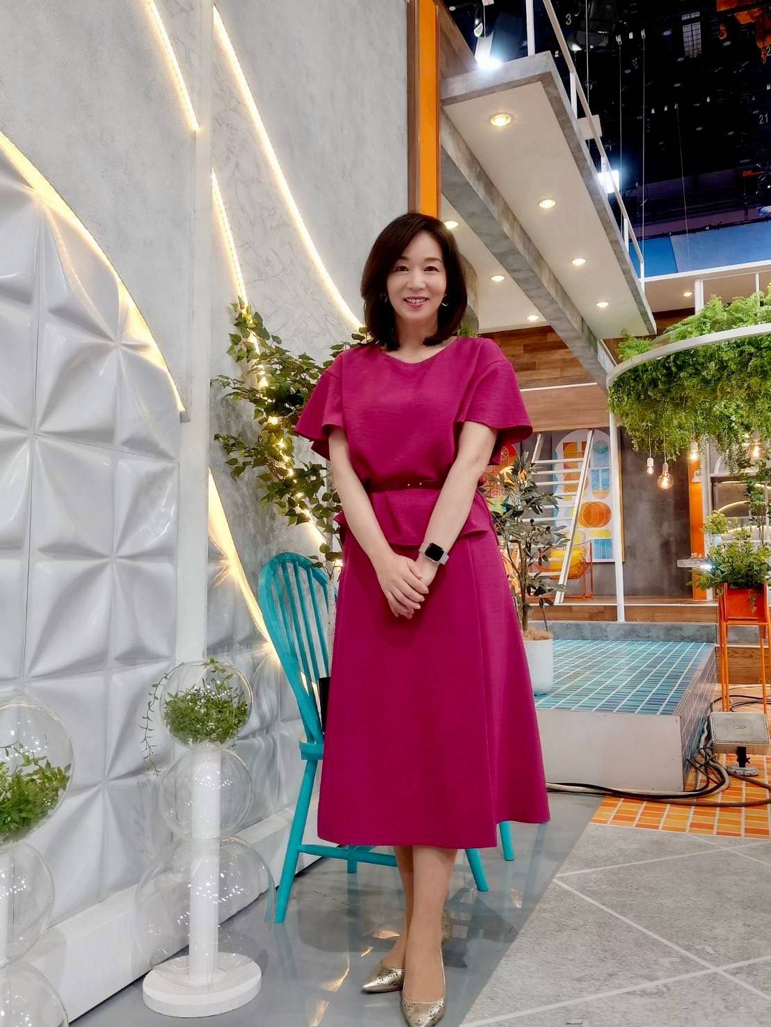 58歳になった〝美魔女〟キャスターの自撮りショットにファンうっとり「いつまでも美しい素敵な年の重ね方してる理想の女性」「今日も美人過ぎます」の声（西スポWEB  OTTO!）｜ｄメニューニュース（NTTドコモ）