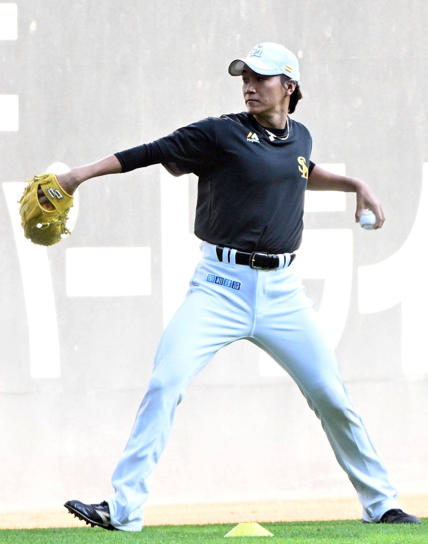 【美品】ダイエー 小久保裕紀 ジャンパー グランドコート ソフトバンクホークス 美品】ダイエー 小久保裕紀 ジャンパー グランドコート