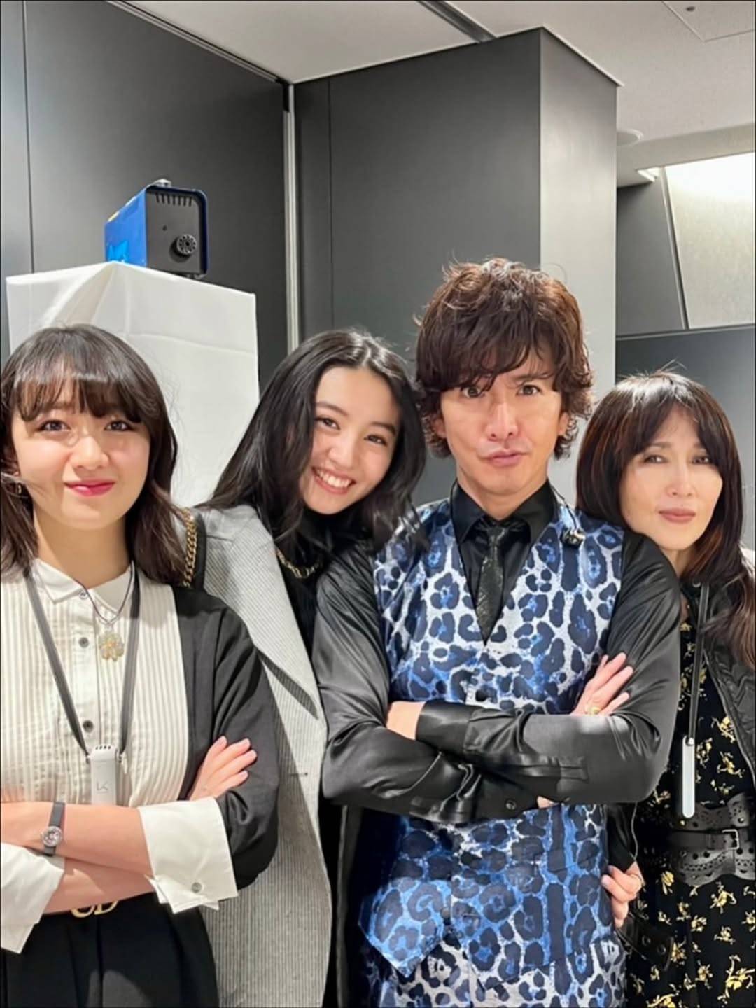 家族にしか出せない写真を…」「オープンになったんや」木村拓哉の