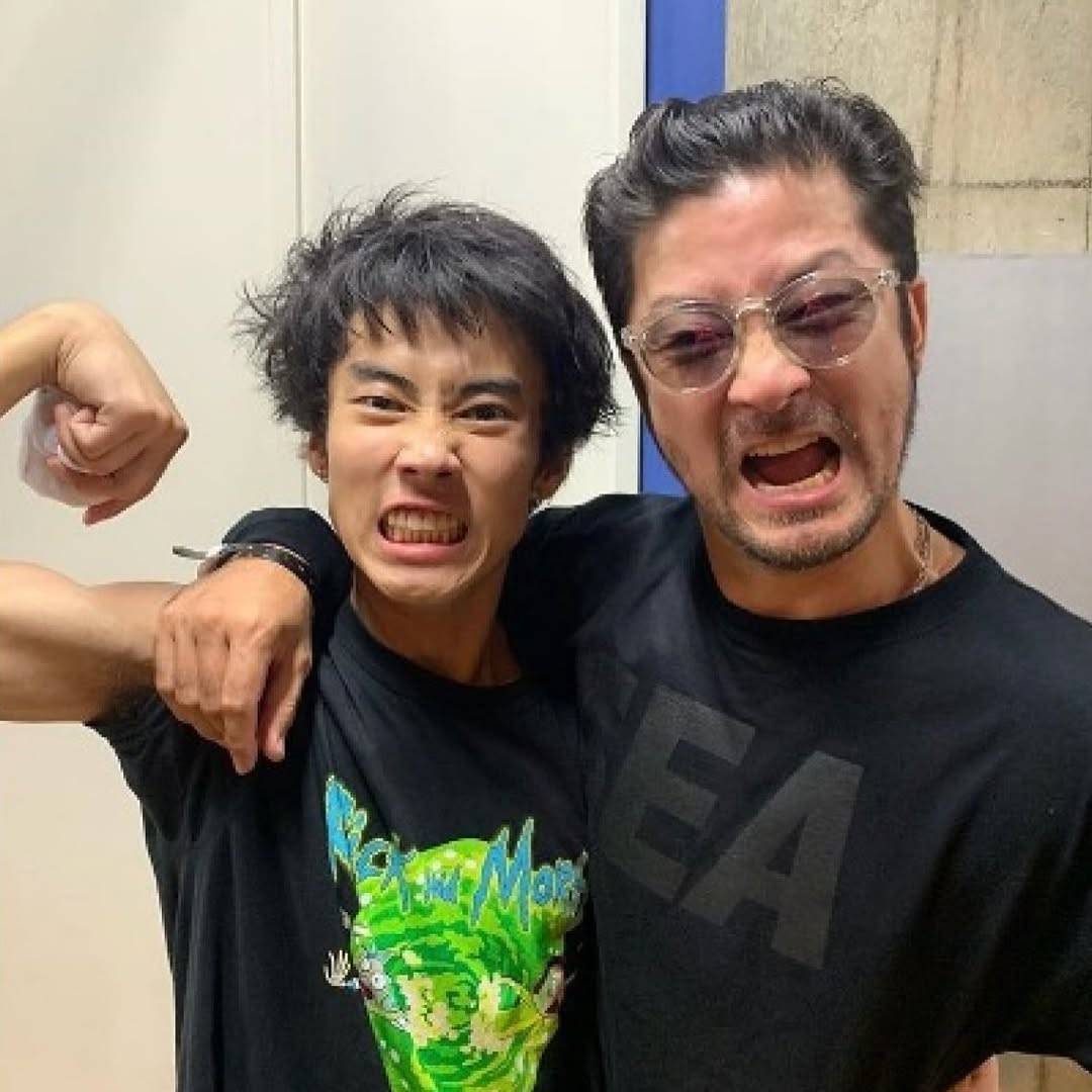 一瞬アキラ100%かと」浅野忠信、娘＆息子と〝衝撃〟わちゃわちゃ