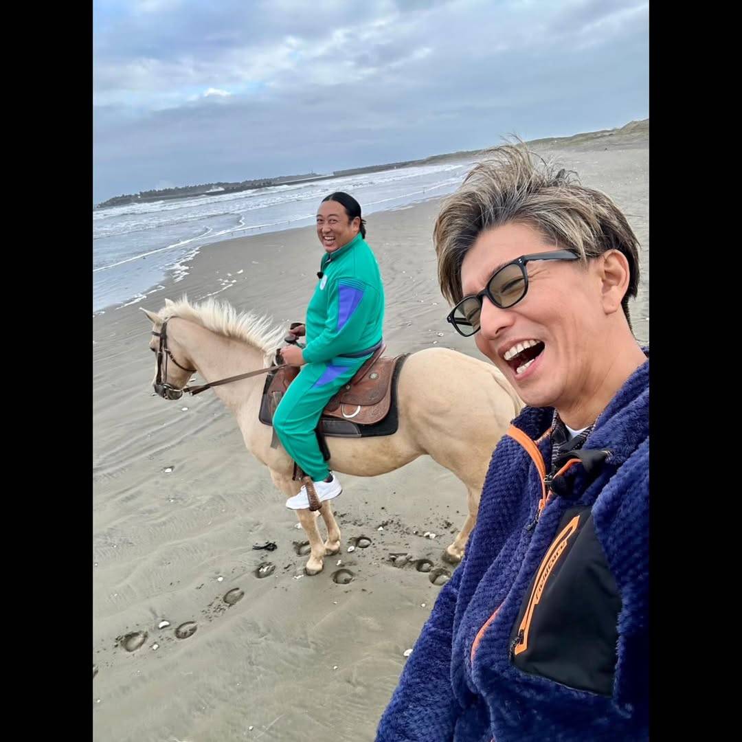 高額転売〟多発!キムタク着用〝980円フリース〟に「どこに行っても買え