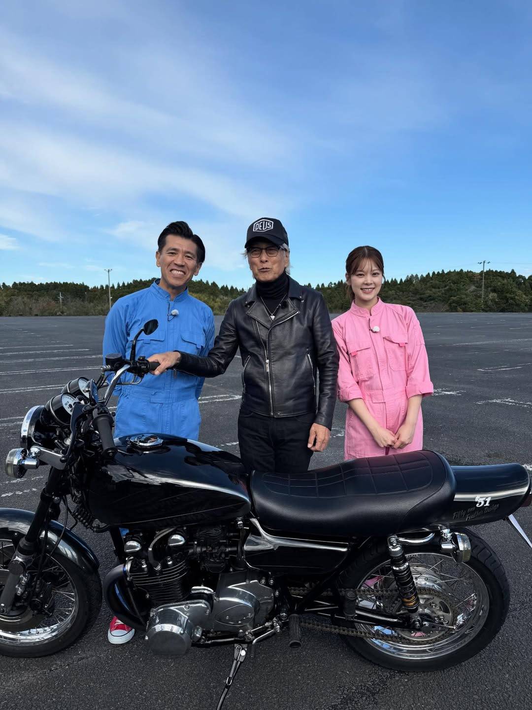 永遠のチョイ悪オヤジ…岩城滉一〝74歳のバイクショット〟に「永遠の