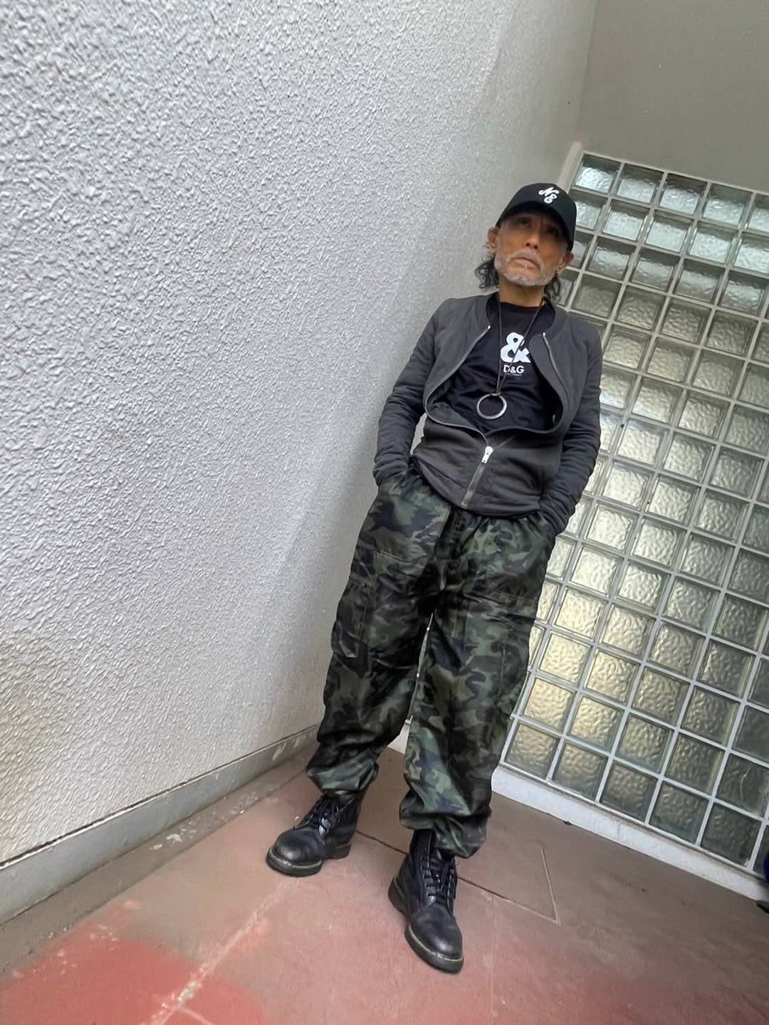 23時起床」「1日1食」ヨガ仙人 ⇒ イケオジ〝激変〟片岡鶴太郎70歳の