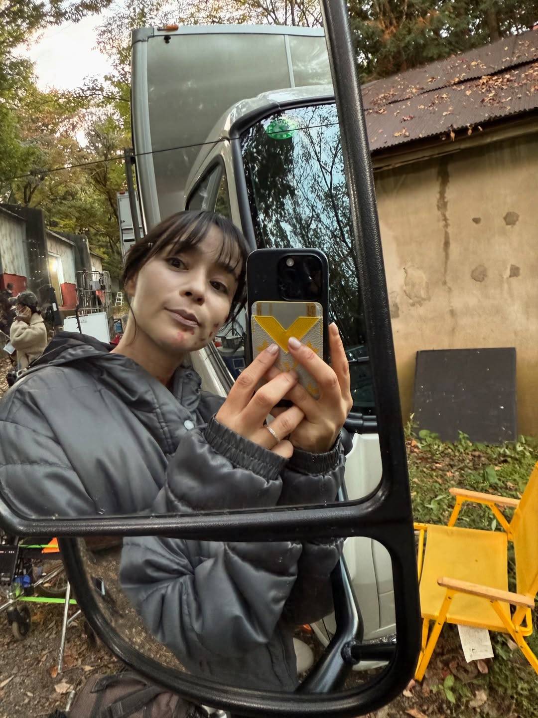 衝撃ショットに驚きの声が上がる加藤ローサ(インスタグラム@k｜「顔色