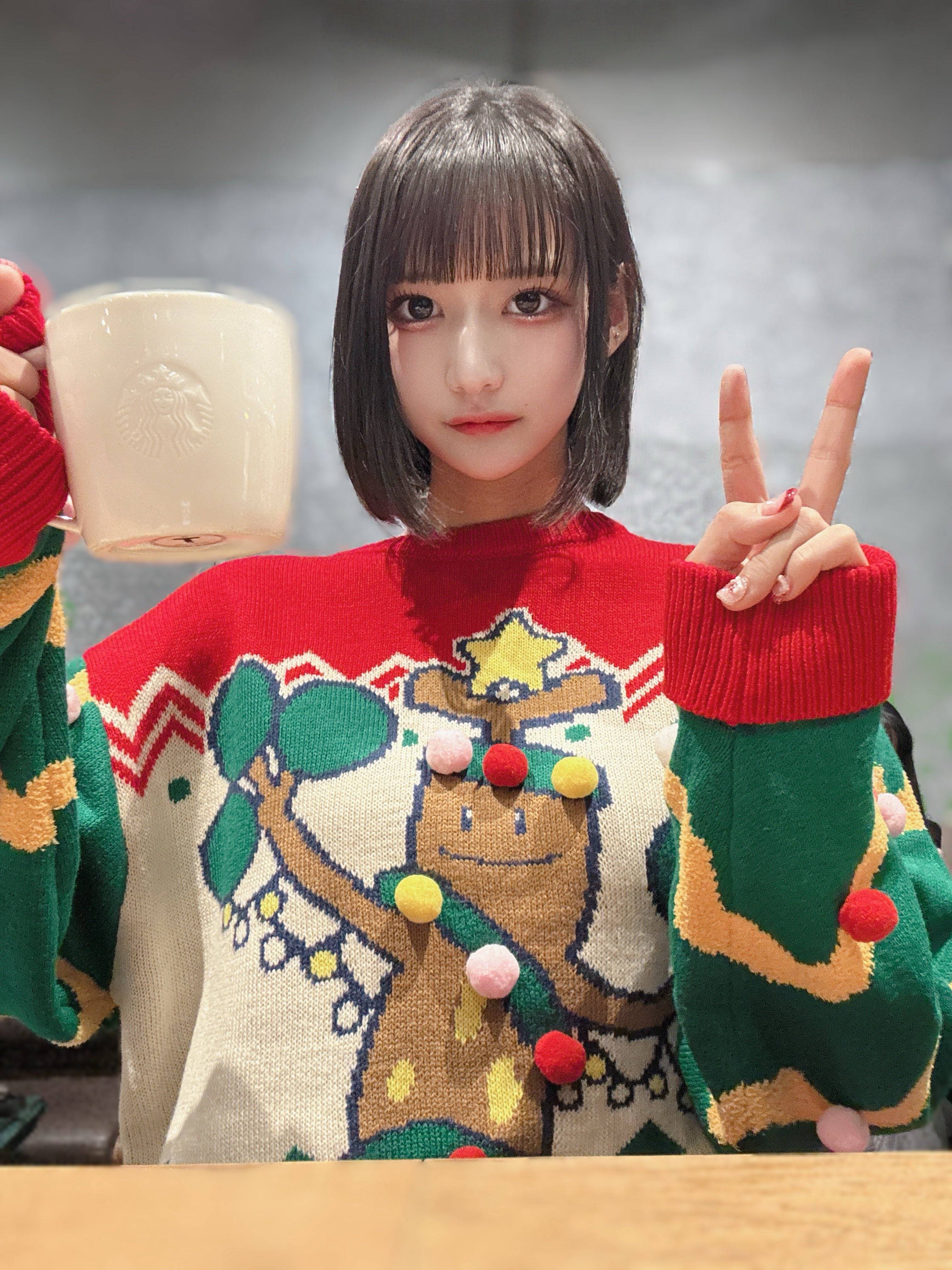 ツボりました」ファンからもらった〝ダサかわ〟セーター着用ショット