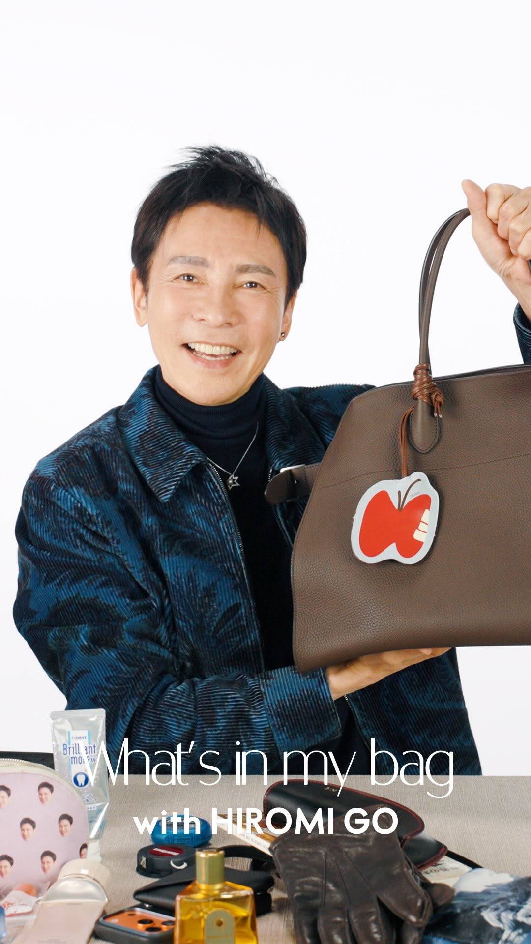 やっぱりスターは違うよ」郷ひろみ〝70歳のバッグの中身〟に衝撃
