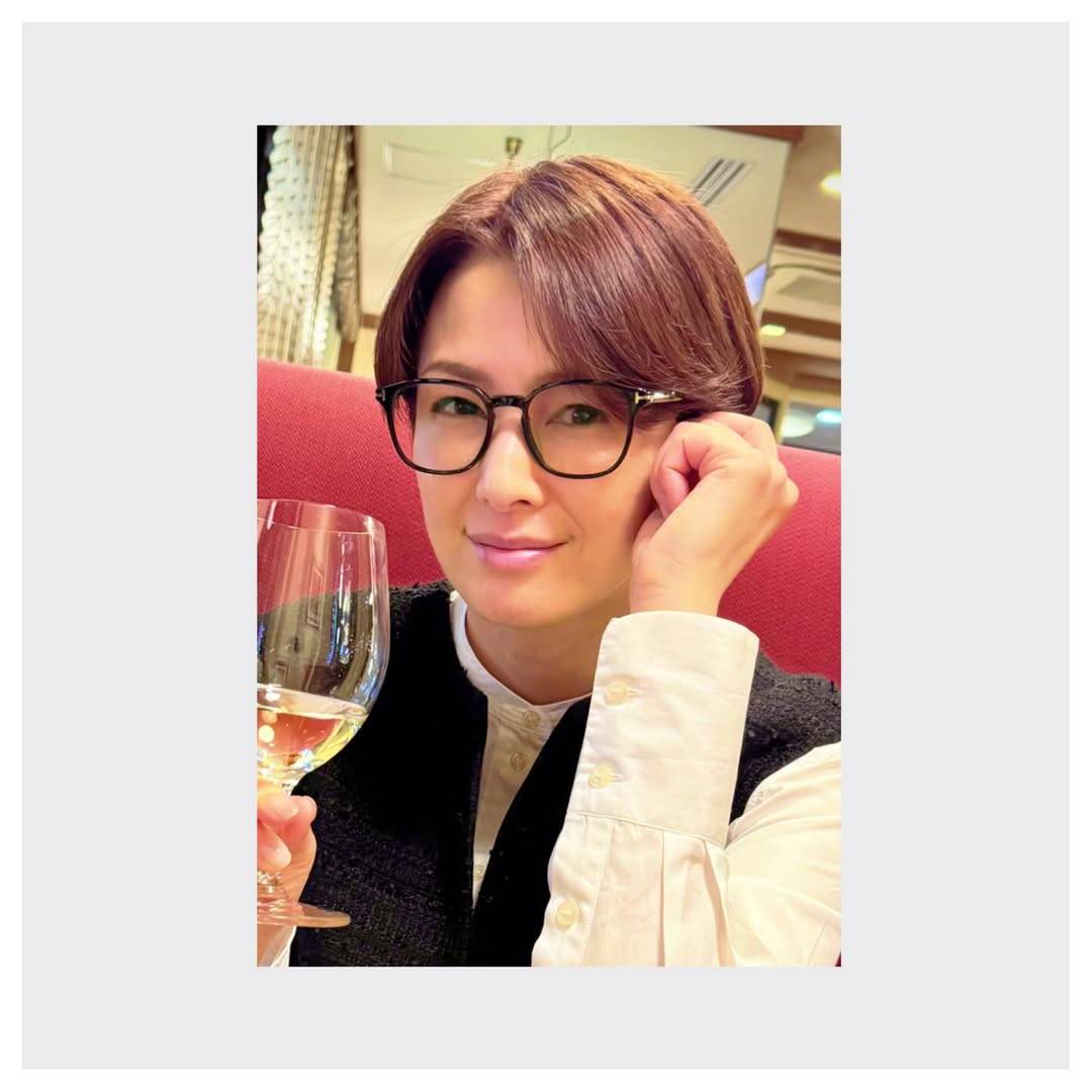 新品✨STUDIOUS コンビネーションフレアチェックスカート　吉瀬美智子着用 吉瀬美智子：49歳、年齢に「あらがって」美脚を披露 超ミニボトム