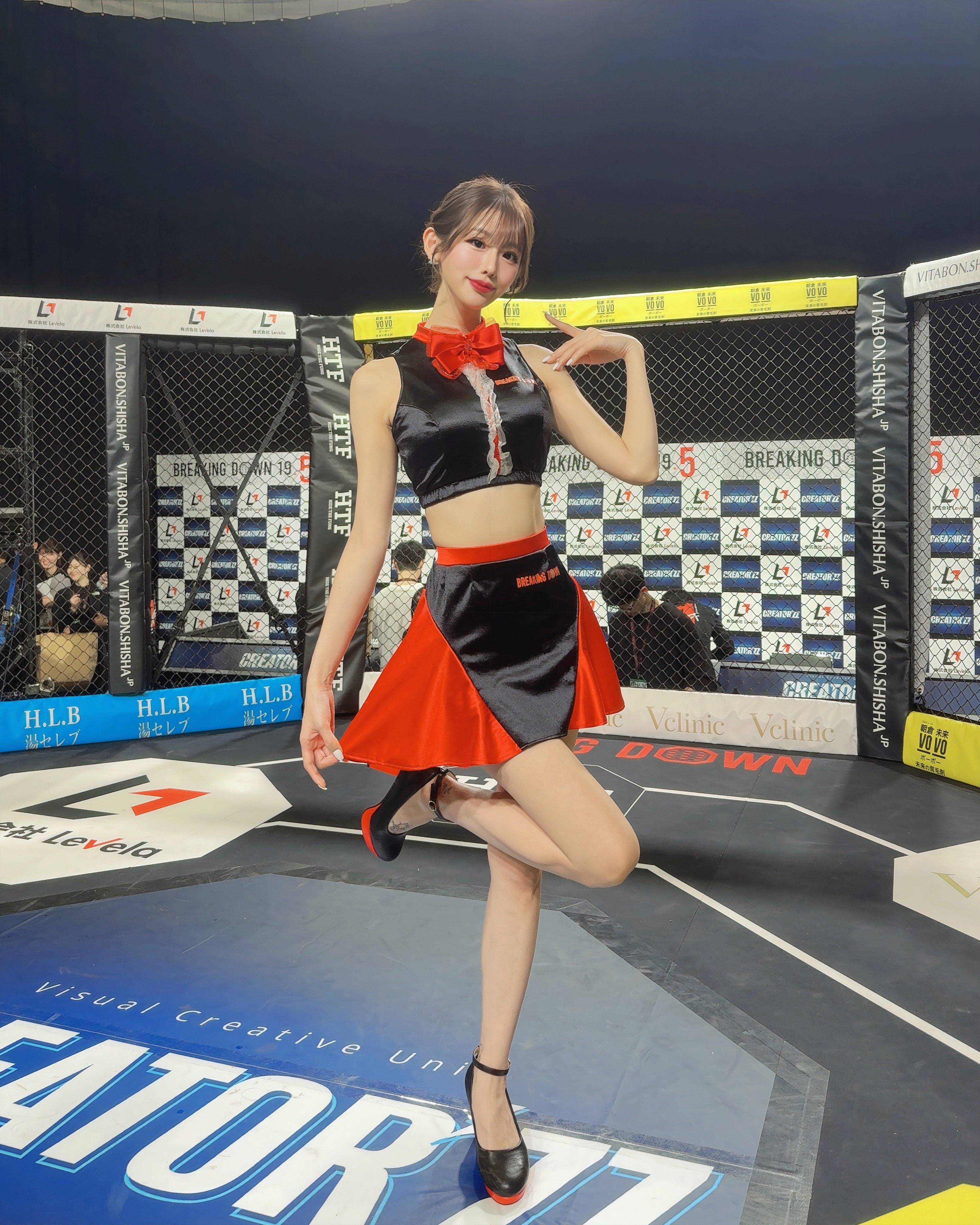 ブレイキングダウン 破壊力やばい！」〝奇跡の9頭身〟ブレイキングダウンガール蒼水天彩に