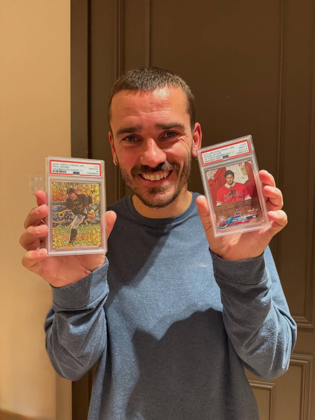 サイン入り！幾らするんだ？」カードコレクターの元フランス代表FW