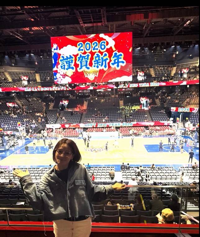 ぬあ!?」「国仲涼子?」〝激変〟46歳女優がお忍びスポーツ観戦「エ