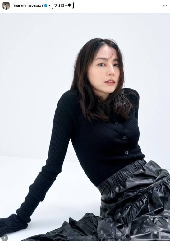 元日の電撃婚発表後、初の…長澤まさみ〝感謝の艶やかショット〟公開に