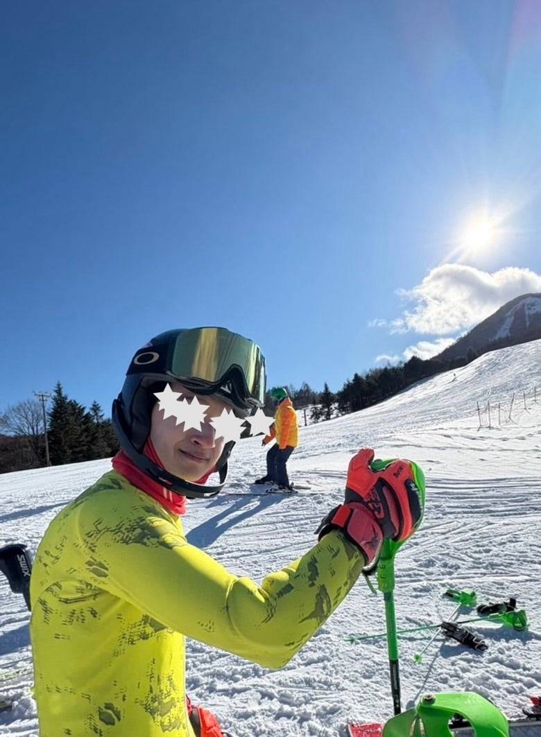 ついに背を越された」高橋克典〝175センチ超え〟16歳息子の近影公開が