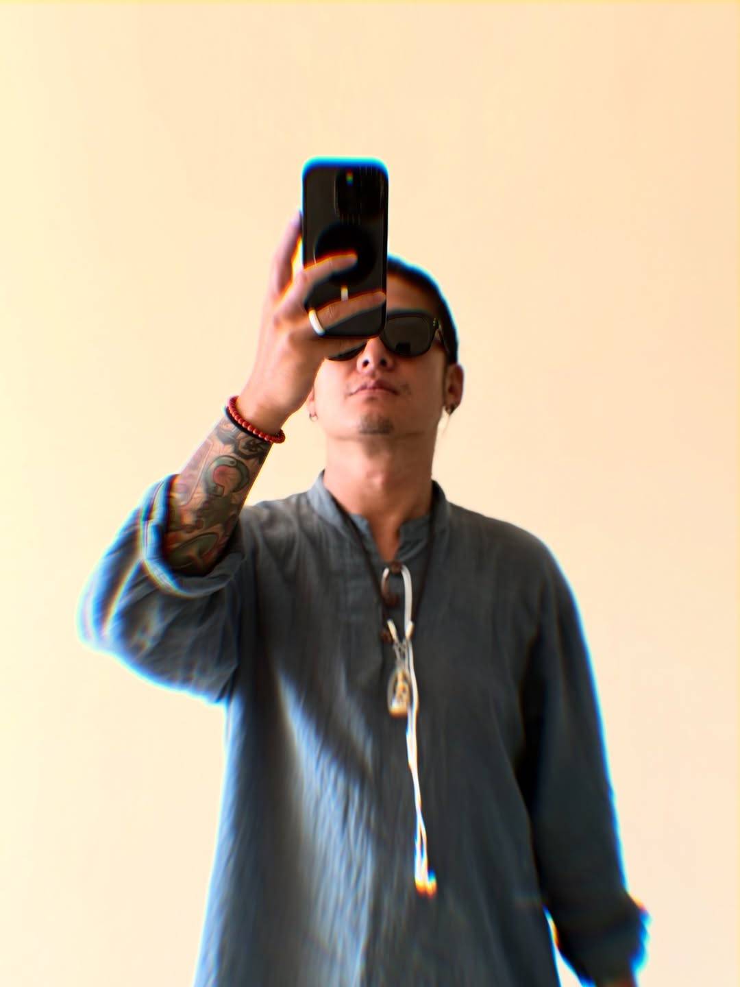 心の病氣にならない生き方を」結婚、改名、離婚〝タトゥー