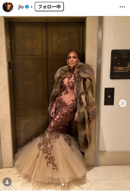 全身透け透け〟大胆ドレス…ジェニファー・ロペスに大反響「圧巻の存在