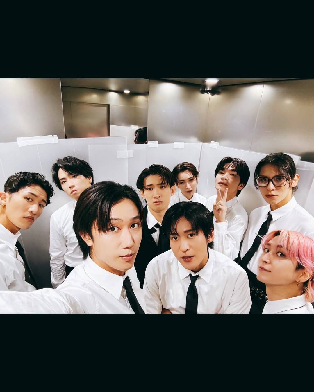 なんていい写真なんや！」Snow Man〝エレベーターぎゅうぎゅう詰め〟自