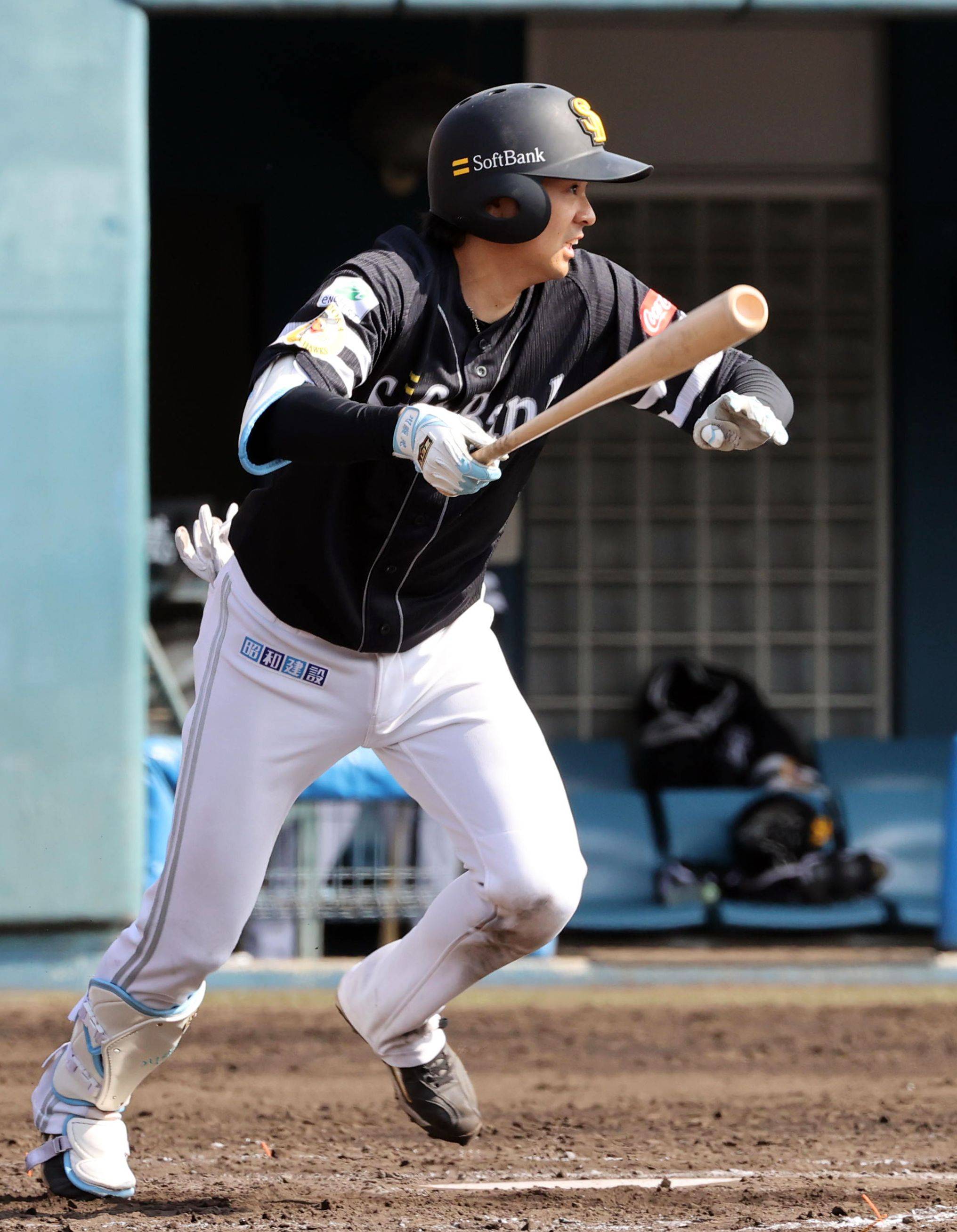 自分でプレッシャーをかけていきたい」ソフトバンクのし烈な二遊間争い