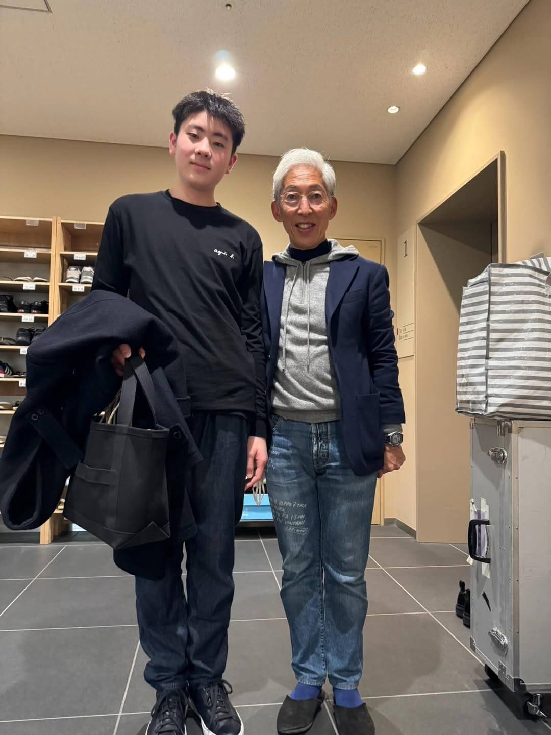 「お顔見て、えぇ〜!!」父は中村勘九郎、母は前田愛〝急成長〟中学生・歌舞伎俳優の近影に仰天「大きくなっててビックリ」「成長ぶりに目を見張る ...