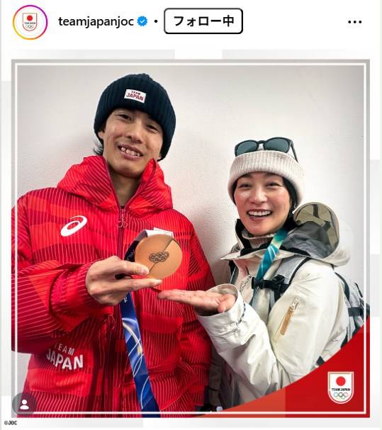 モーグル上村愛子さん、銀＆銅獲得の堀島行真と〝2ショット〟「46歳と