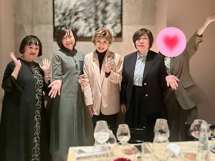 「えー！麻巳子さん」〝大人女子会〟参加！高井麻巳子さんに反響続々「体型が変わってない」「ナニ繋がり!?」：「おっ！」でつながる地元密着の
