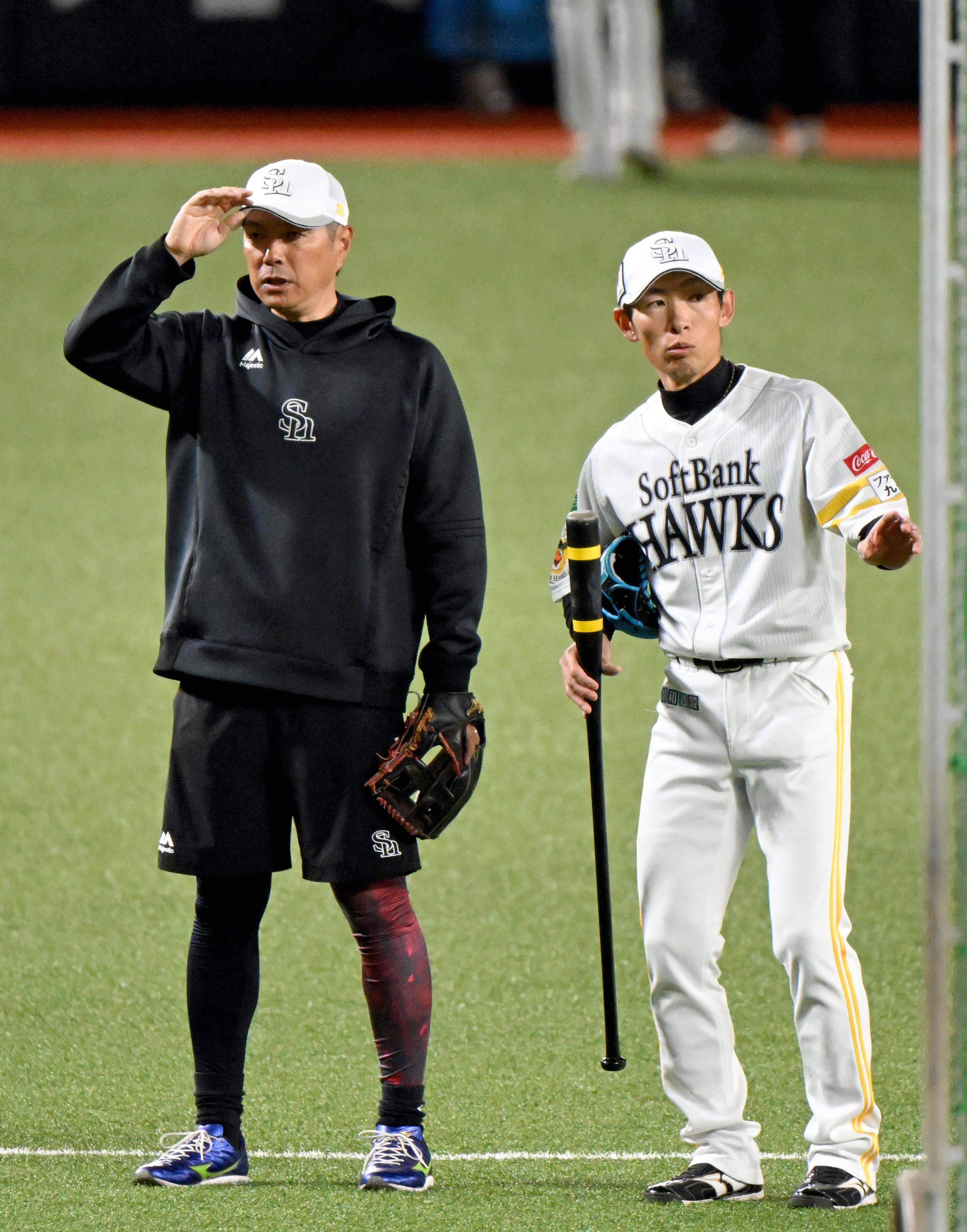 3.3オープン戦ヤクルト戦】ソフトバンクおタカらギャラリー：「おっ