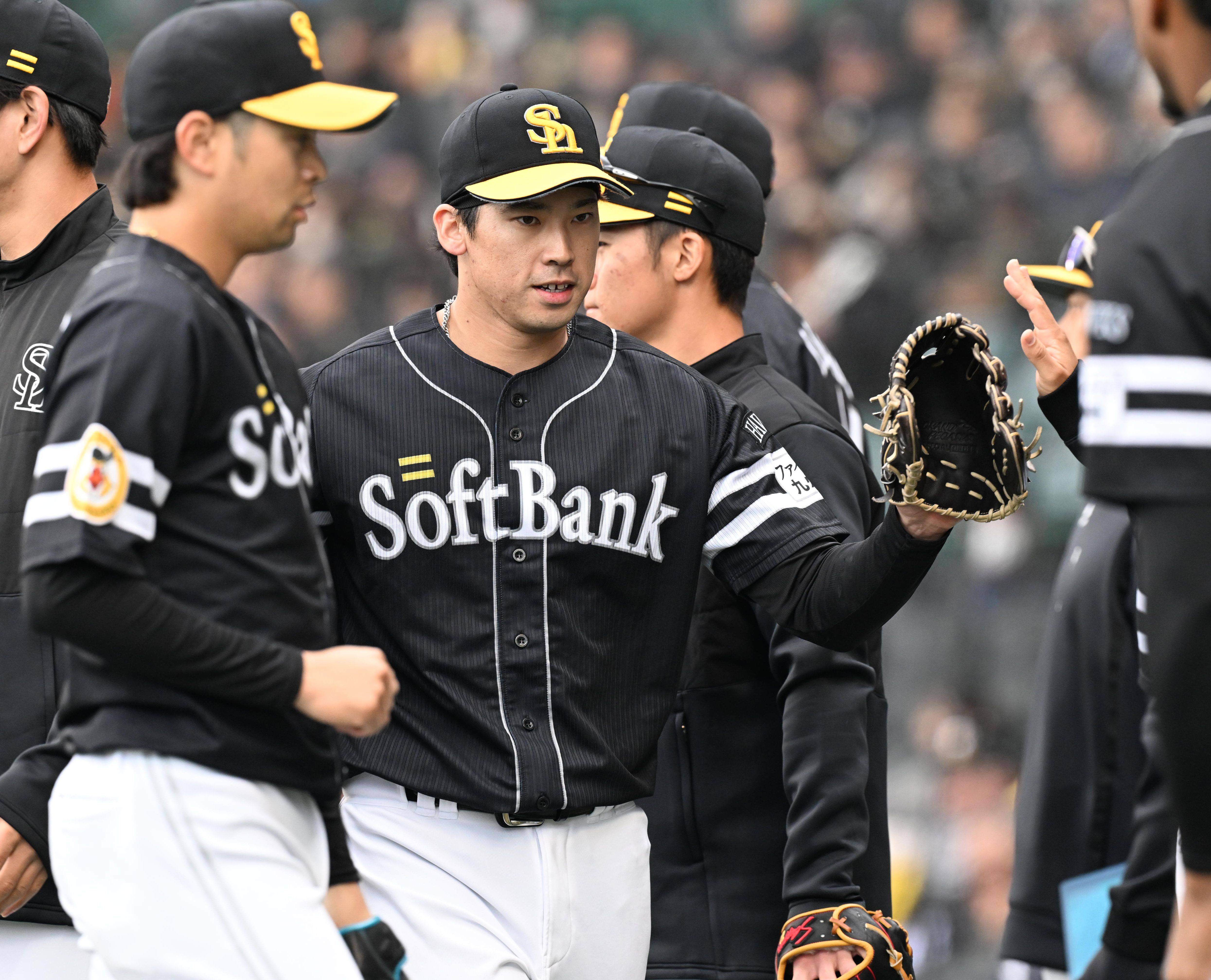 3月16日　オープン戦　ソフトバンクVS阪神　２枚 3.7オープン戦 vs阪神】ソフトバンクおタカらギャラリー：「おっ！」で