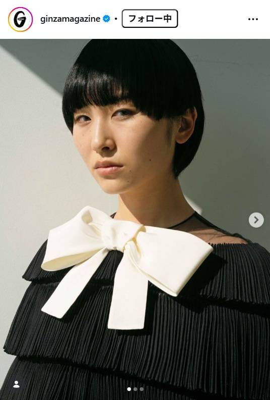 二度見したけど、やっぱり誰？」メガネ外して初めて制服を脱ぐ〝別人級