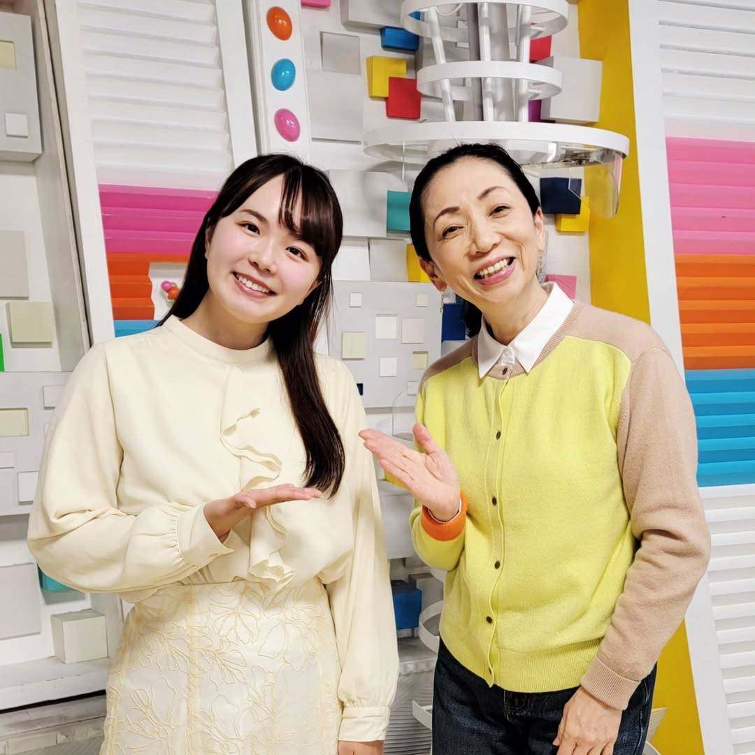 「フジの朝の顔だった！懐かしい」元フジアナ吉崎典子〝64歳の最新ショット〟が話題「あだ名はテンコさん！好きなアナウンサーさんでした！」：「おっ ...