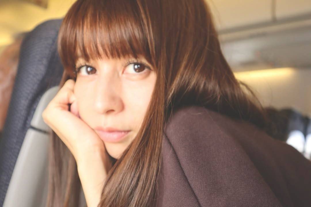 息子が撮ってくれた写真」シンママ吉川ひなの〝自然体の母〟姿に反響
